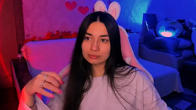 Swee Alicee online show from 19, 3, 2026