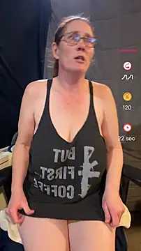 naughtywifenxtdoor online show from 14, 11, 2025