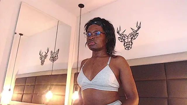 candy lovee69 online show from 1, 11, 2025