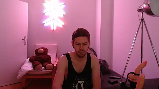 Snapshot of jonny-bisexual chatting on 12, 12, 2024 jonny-bisexual online show from 12, 12, 2024