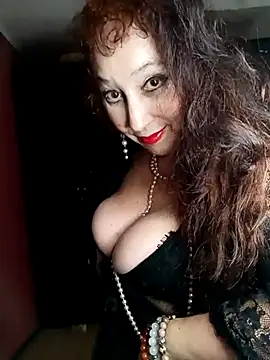 Snapshot of GypsyEsmeralda chatting on 4, 3, 2025 GypsyEsmeralda online show from 4, 3, 2025