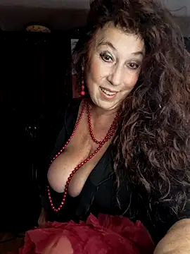 Snapshot of GypsyEsmeralda chatting on 1, 10, 2025 GypsyEsmeralda online show from 1, 10, 2025