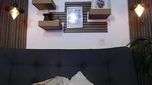 rihannagil online show from 10, 2, 2026