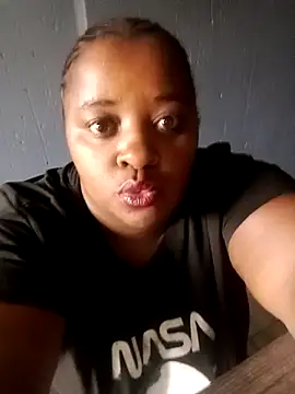 HotBootyBabe90 online show from 16, 4, 2026