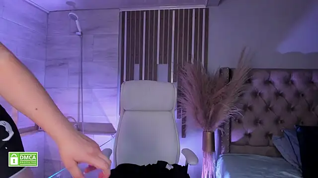 Snapshot of taiiga__ chatting on 8, 2, 2025 taiiga online show from 8, 2, 2025