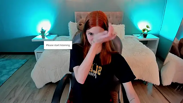 Nora Vennucci online show from 2, 11, 2025