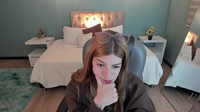 Snapshot of Nora_Vennucci chatting on 31, 1, 2026 Nora Vennucci online show from 31, 1, 2026