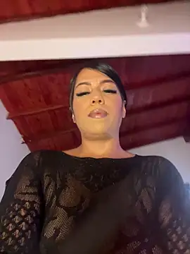 Snapshot of shaylin_brooke1 chatting on 15, 9, 2025 shaylin brooke1 online show from 15, 9, 2025