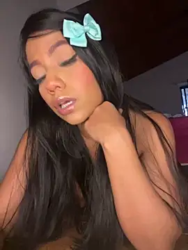 Snapshot of shaylin_brooke1 chatting on 16, 11, 2025 shaylin brooke1 online show from 16, 11, 2025