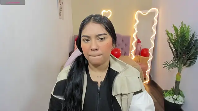 kendra tay online show from 21, 2, 2025