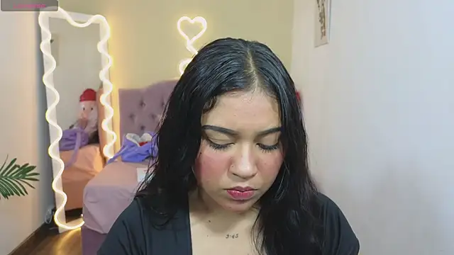 kendra tay online show from 7, 3, 2025