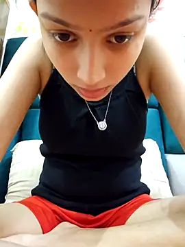 Snapshot of Aleena_Rai chatting on 21, 3, 2025 Aleena Rai online show from 21, 3, 2025