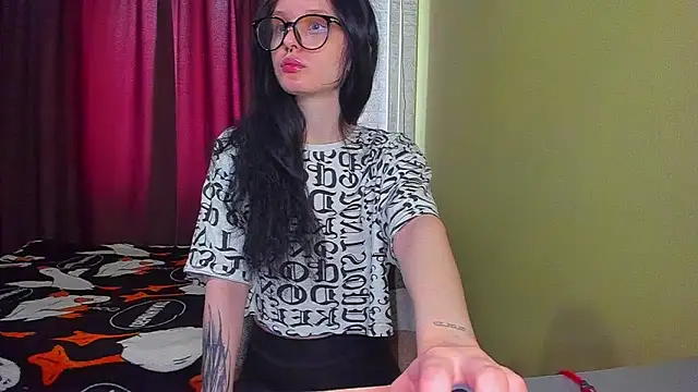 Hi Kitti online show from 11, 3, 2025