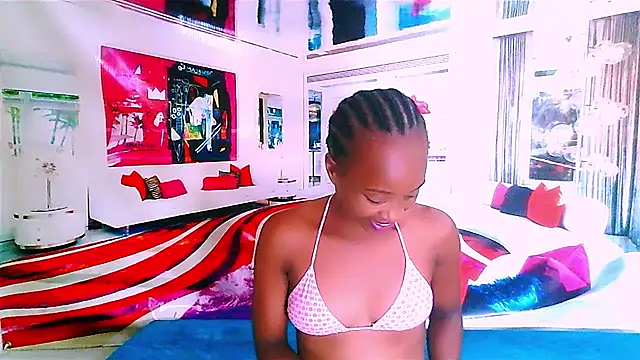 Snapshot of EbonyCreamy69 chatting on 13, 1, 2025 EbonyCreamy69 online show from 13, 1, 2025