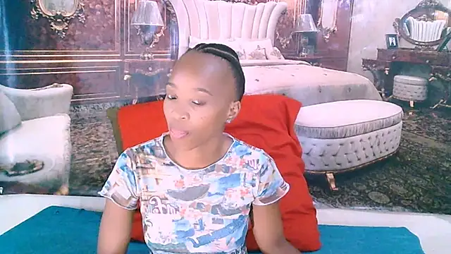 Snapshot of EbonyCreamy69 chatting on 13, 2, 2026 EbonyCreamy69 online show from 13, 2, 2026