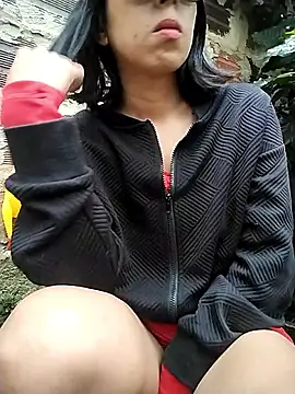 Snapshot of MirandaSingle chatting on 23, 4, 2026 MirandaSingle online show from 23, 4, 2026