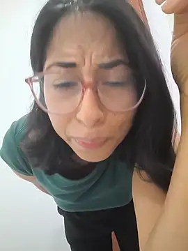 Snapshot of MirandaSingle chatting on 6, 7, 2026 MirandaSingle online show from 6, 7, 2026