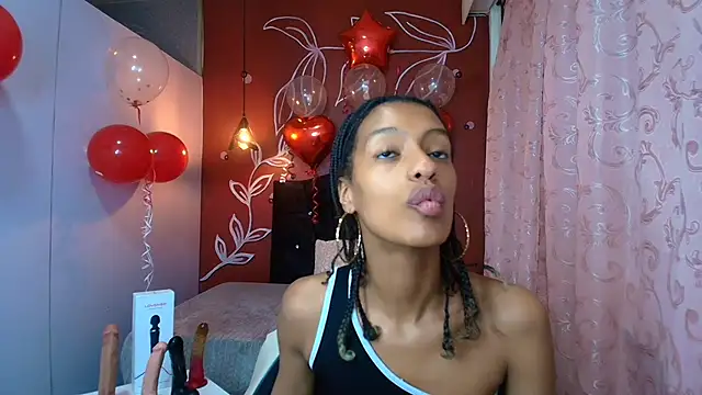 Zia Green online show from 12, 2, 2025