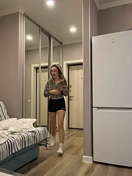 Snapshot of viviandaimond1 chatting on 18, 2, 2025 viviandaimond1 online show from 18, 2, 2025