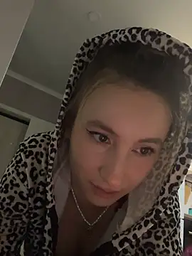 Snapshot of viviandaimond1 chatting on 18, 2, 2025 viviandaimond1 online show from 18, 2, 2025