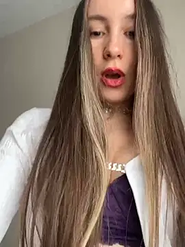 Snapshot of viviandaimond1 chatting on 1, 3, 2025 viviandaimond1 online show from 1, 3, 2025