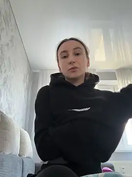 Snapshot of viviandaimond1 chatting on 2, 10, 2025 viviandaimond1 online show from 2, 10, 2025