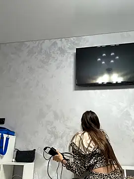 Snapshot of viviandaimond1 chatting on 5, 10, 2025 viviandaimond1 online show from 5, 10, 2025