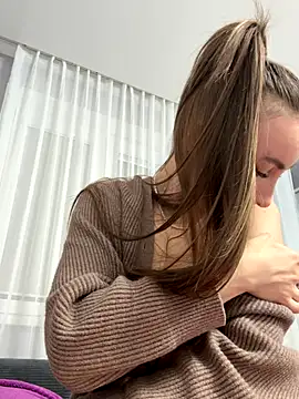 Snapshot of viviandaimond1 chatting on 21, 11, 2025 viviandaimond1 online show from 21, 11, 2025