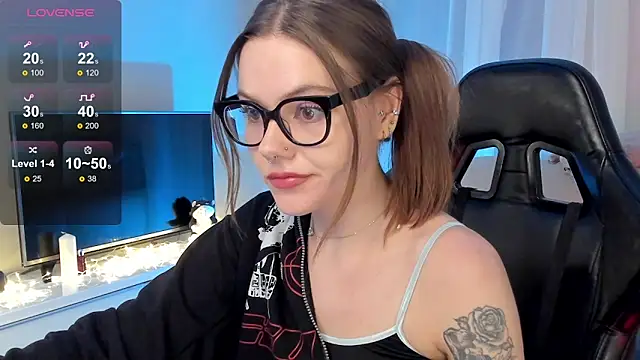 Snapshot of Marta_May_ chatting on 18, 1, 2025 Marta May  online show from 18, 1, 2025