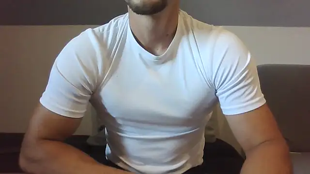 Snapshot of LoveEveryWet chatting on 23, 9, 2025 LoveEveryWet online show from 23, 9, 2025