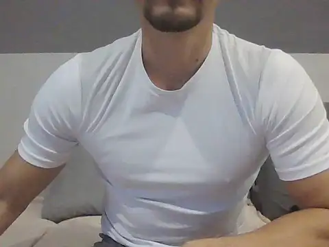 Snapshot of LoveEveryWet chatting on 20, 10, 2025 LoveEveryWet online show from 20, 10, 2025