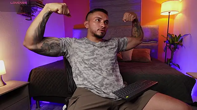 maximusclark1 online show from 1, 7, 2026