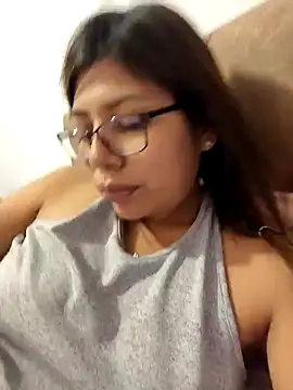 ARIANA SAENS online show from 10, 1, 2025