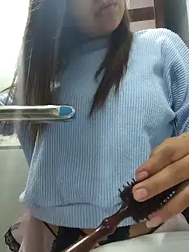 ARIANA SAENS online show from 1, 2, 2025