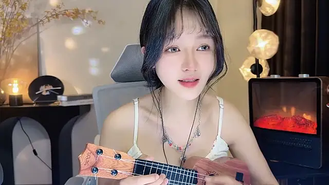 Snapshot of xiaodaibabyy chatting on 6, 1, 2025 xiaodaibabyy online show from 6, 1, 2025
