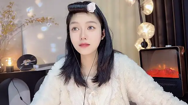 Snapshot of xiaodaibabyy chatting on 8, 1, 2025 xiaodaibabyy online show from 8, 1, 2025