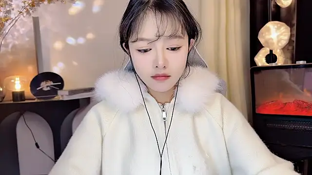 Snapshot of xiaodaibabyy chatting on 2, 2, 2025 xiaodaibabyy online show from 2, 2, 2025