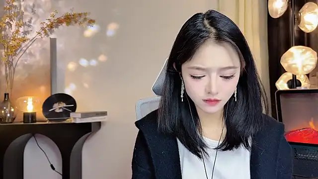 Snapshot of xiaodaibabyy chatting on 7, 2, 2025 xiaodaibabyy online show from 7, 2, 2025
