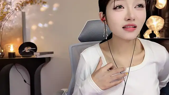Snapshot of xiaodaibabyy chatting on 7, 2, 2025 xiaodaibabyy online show from 7, 2, 2025