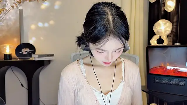 Snapshot of xiaodaibabyy chatting on 10, 2, 2025 xiaodaibabyy online show from 10, 2, 2025