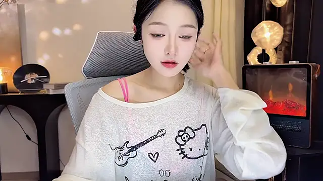 Snapshot of xiaodaibabyy chatting on 11, 2, 2025 xiaodaibabyy online show from 11, 2, 2025