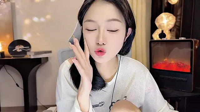 Snapshot of xiaodaibabyy chatting on 13, 2, 2025 xiaodaibabyy online show from 13, 2, 2025