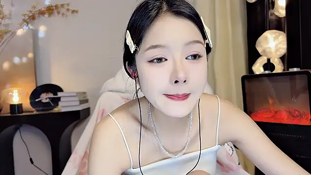Snapshot of xiaodaibabyy chatting on 2, 3, 2025 xiaodaibabyy online show from 2, 3, 2025