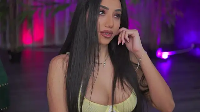 GinaValentinna online show from 25, 10, 2025