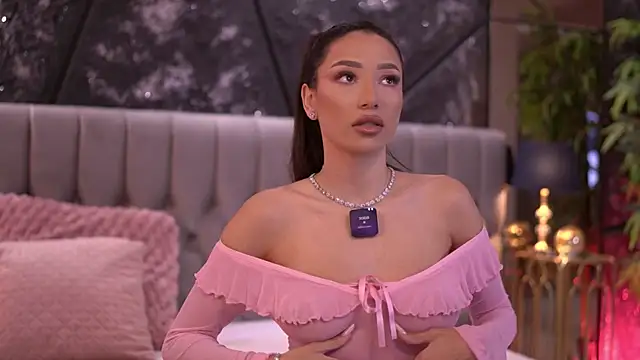 GinaValentinna online show from 13, 5, 2026
