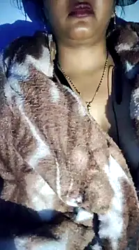 Snapshot of lovelyruhi chatting on 27, 12, 2024 lovelyruhi online show from 27, 12, 2024