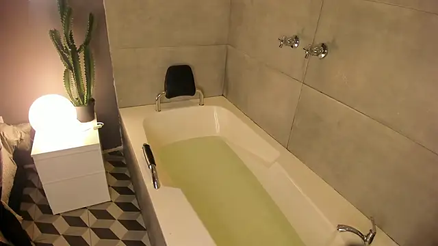 Caroline dh online show from 13, 3, 2026