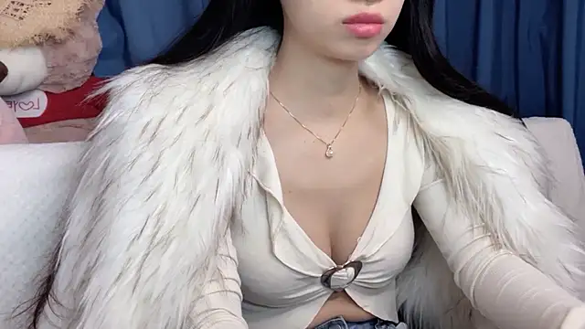 Lili-2 online show from 11, 3, 2026