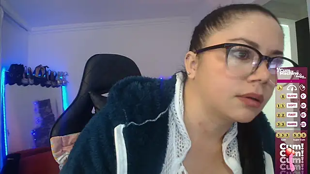 Snapshot of Madame_Shein_ chatting on 11, 12, 2024 Madame Shein online show from 11, 12, 2024