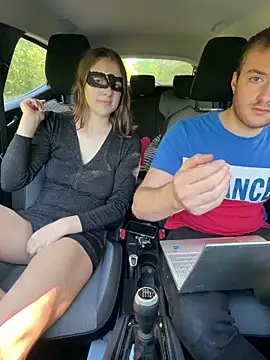 Snapshot of romeojulietLoveX chatting on 11, 10, 2025 romeojulietLoveX online show from 11, 10, 2025